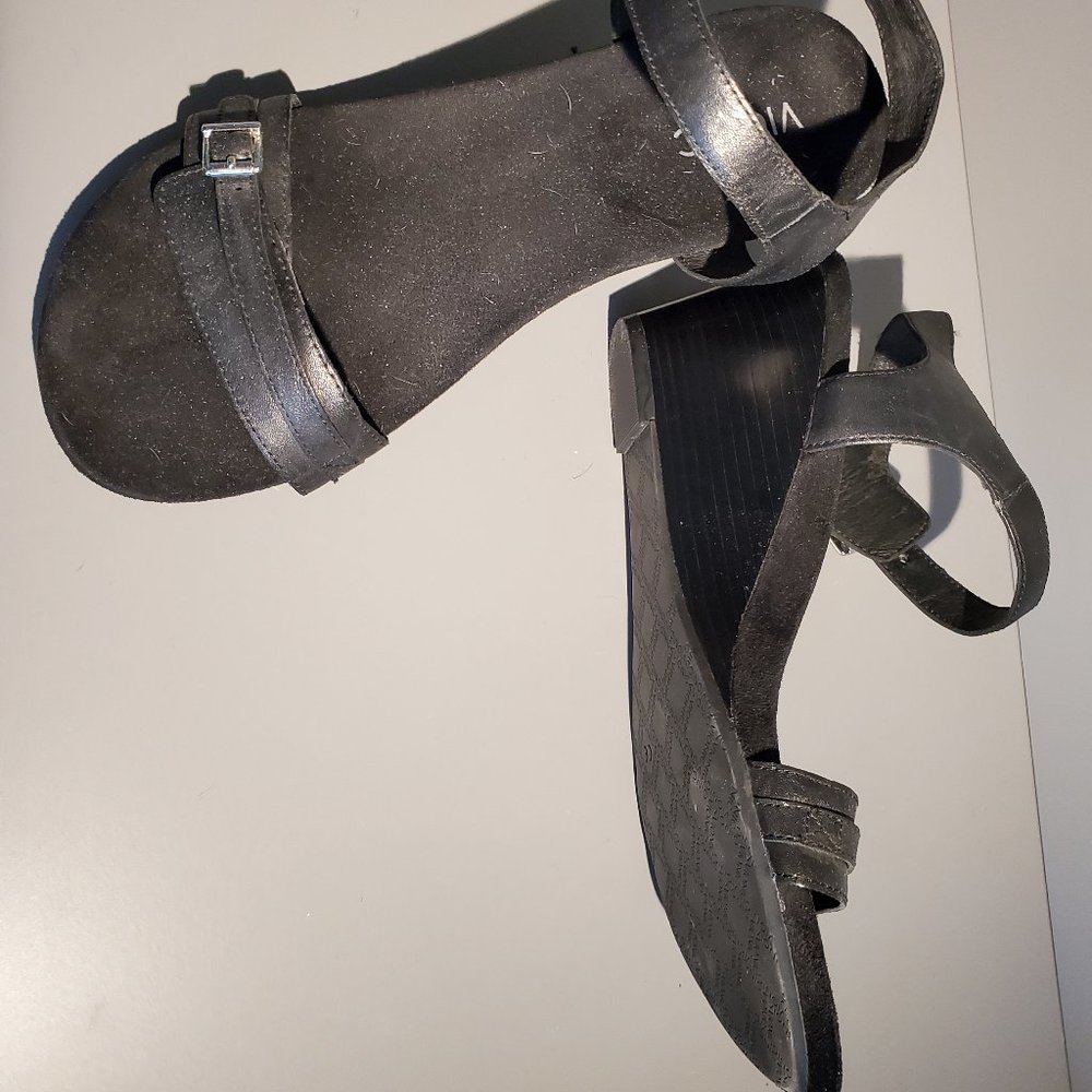 Vionic Women's Wedge Sandals